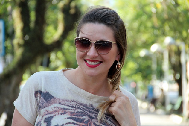 Como usar calça estampada_blog de moda de santa catarina_blog de florianopolis_danigarlet_av hercilio luz_dimy_calça dimy_yu_bolsa yu_camera bag (5)