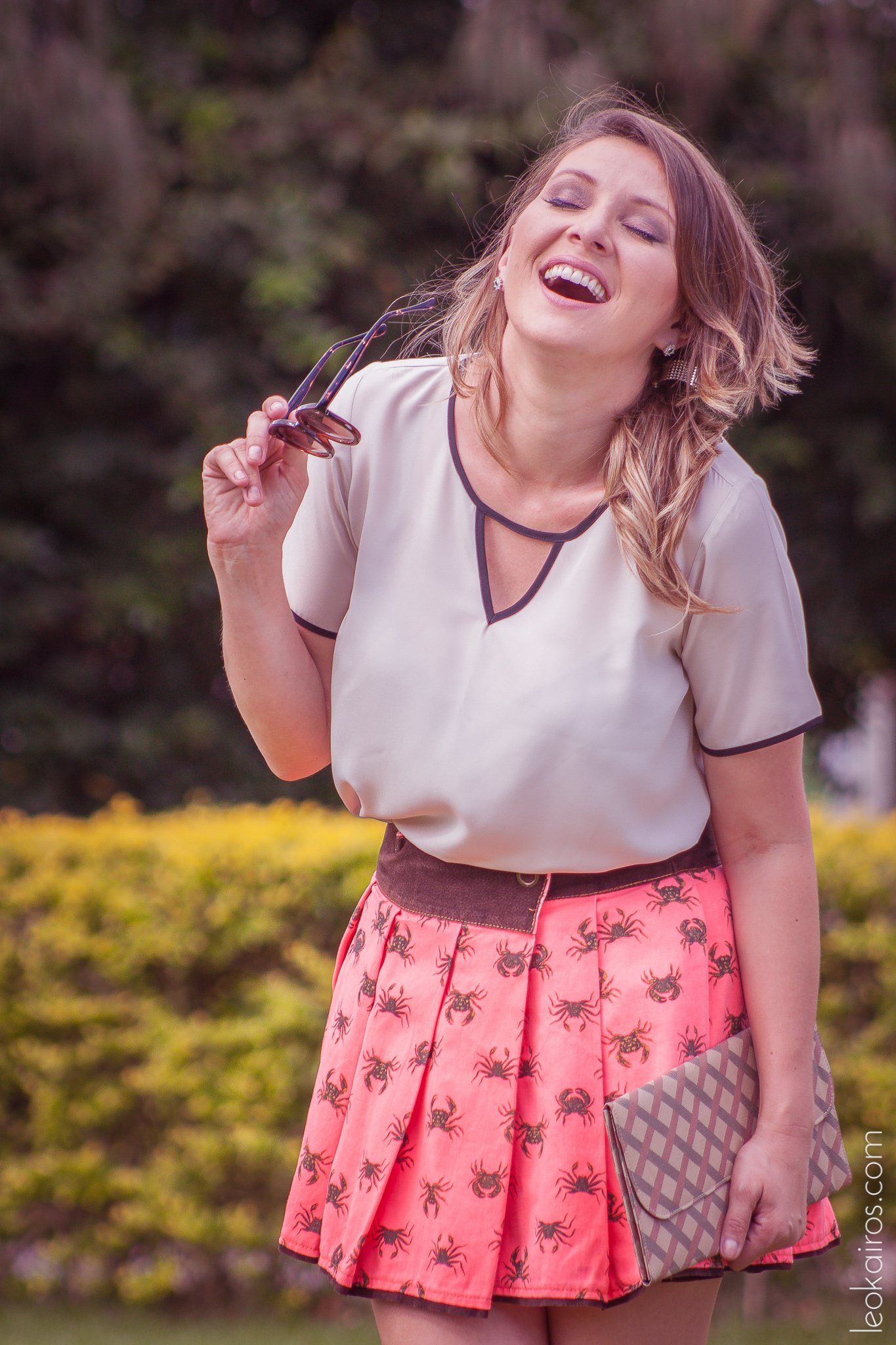 Dani_Garlet_Blog_Moda_Look_do_Dia_Leokairos_ blusa carrefour_ saia farm_ saia estampa carrangueijo_ (5)