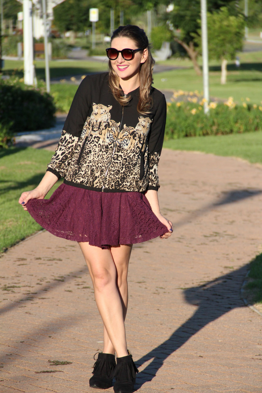 look do dia_ saia roxa_ bomber jaquet_ jaqueta onça_ passarela on line_ lojas on line confiaveis_danigarlet_ como usar bota de franjas_ pickestar (3)